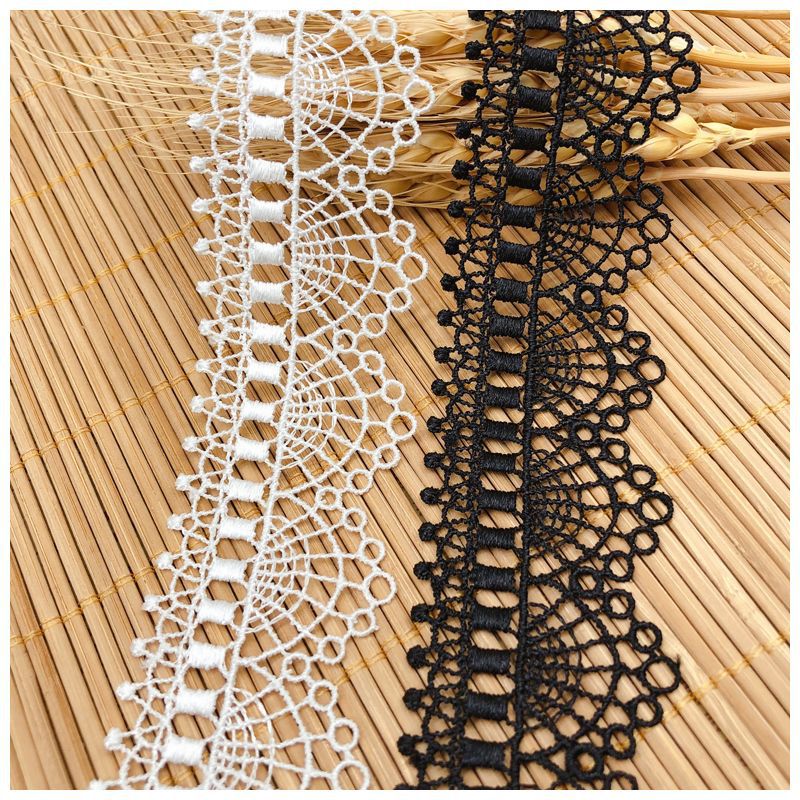 جوفاء التطريز الترقوة سلسلة من - مراجعة Lace Ribbon Trim وسعره