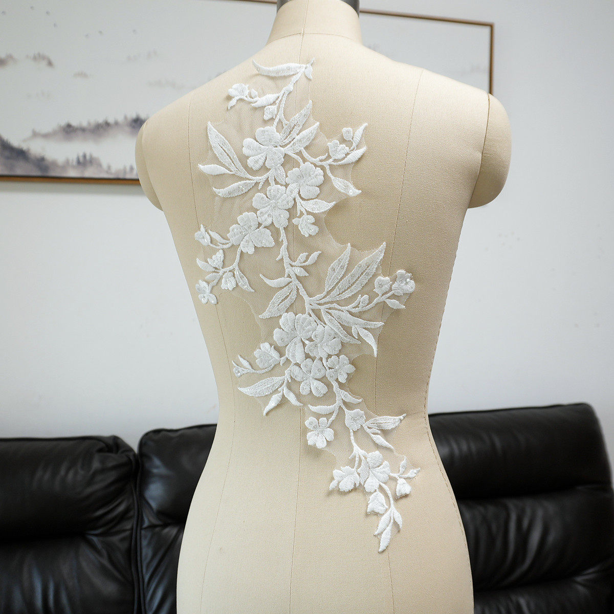 قطع قماش مزينة بالترتر على شكل - مراجعة Craft Embellishment وسعره