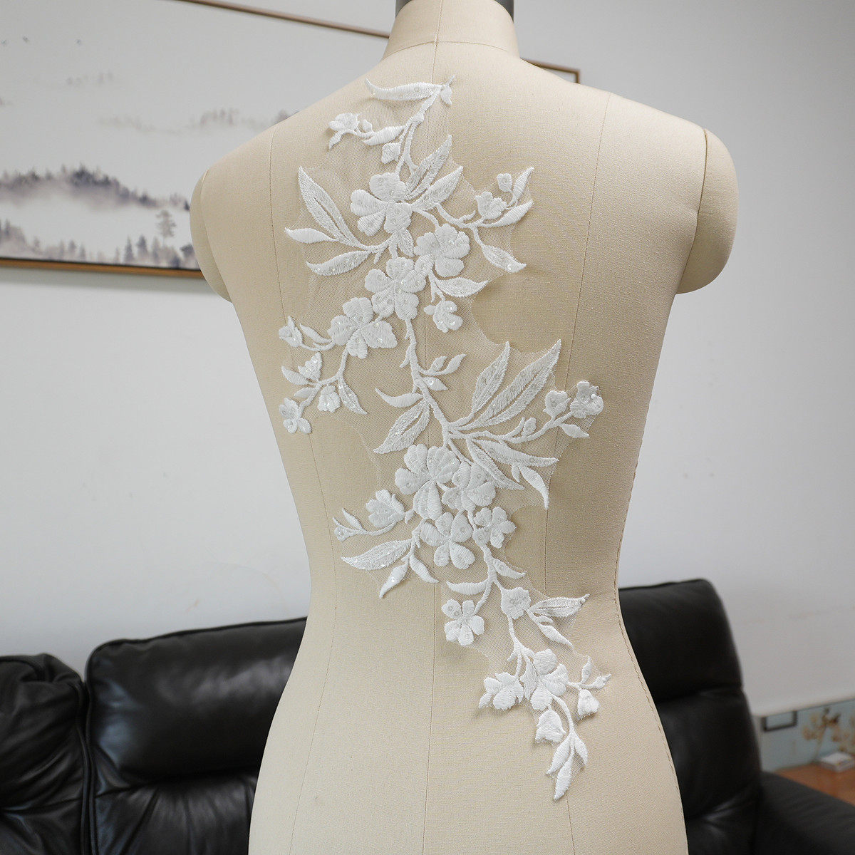 قطع قماش مزينة بالترتر على شكل - مراجعة Craft Embellishment وسعره
